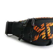 Cargar imagen en el visor de la galería, TIGER BUMBAG