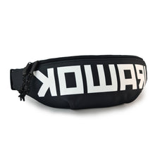 Cargar imagen en el visor de la galería, BLACK BUMBAG
